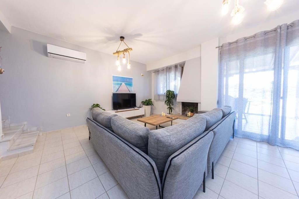 Villa Maistrali Sunset Kalandra Екстериор снимка