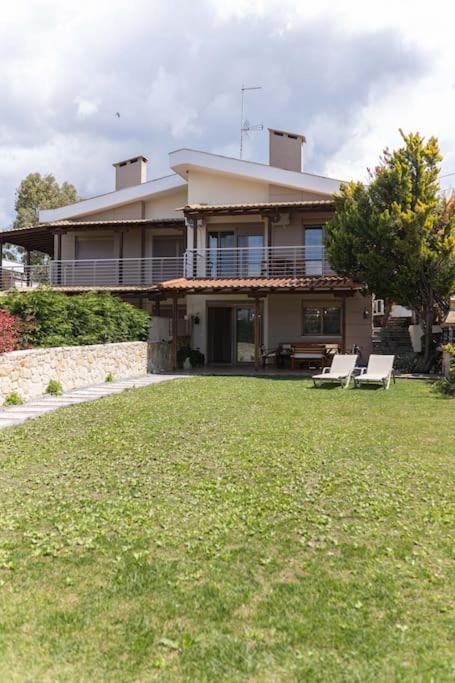 Villa Maistrali Sunset Kalandra Екстериор снимка